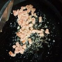 三文鱼炒饭的做法图解7