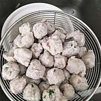 自制青菜鱼丸汤的做法图解2
