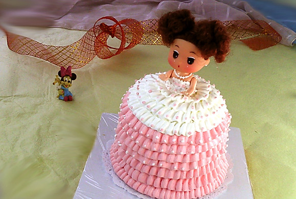 蕾丝小公主裱花蛋糕