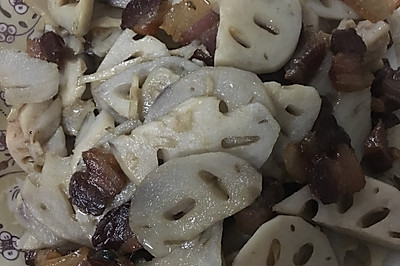 莲藕炒腊肉
