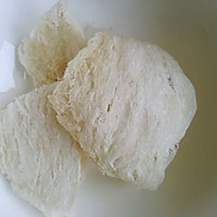 牛奶红枣炖燕窝的做法图解1