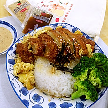 日式猪排饭#丘比沙拉汁#