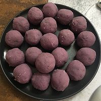 新尝（广式紫芋蛋蛋月饼）的做法图解7