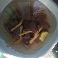 八个月辅食【猪肝泥】的做法图解1