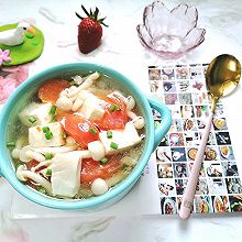 #15分钟周末菜#白玉菇豆腐汤