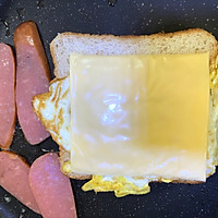 奶酪三明治的做法图解3