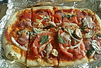培根口菇番茄披萨的做法