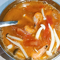 西红柿菌菇鲜虾汤的做法图解4