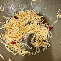 十分钟快手菜，炒豆芽的做法图解6