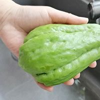#我心中的冬日限定#佛手瓜炒蛋的做法图解1