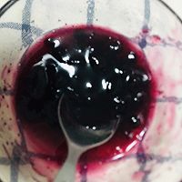 #丘比小能手料理课堂#蓝莓山药泥的做法图解3