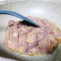 猪肝炒青蒜的做法图解4