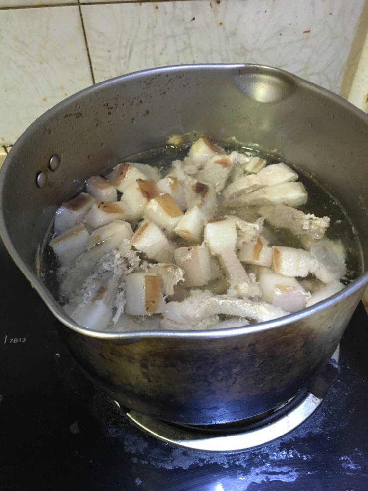红烧肉的做法图解1
