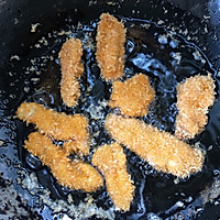 炸鸡胸肉的做法图解3