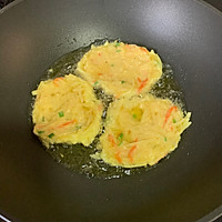 土豆饼的做法图解5