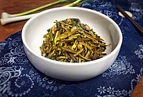 【当季食材】蕨菜炒肉沫的做法