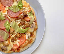 #美食视频挑战赛# 肥宅快乐饼 | 超简单的pizza做法~的做法