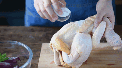 盐焗鸡（烤箱版）| 每日菜谱的做法图解3