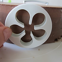 巧克力慕斯刷绣蛋糕的做法图解28