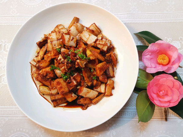 菜肴类：油焖笋（露天笋），江南特色菜，春天的味道