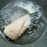 电饭煲版东坡肉的做法图解1