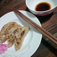 韭菜猪肉锅贴饺