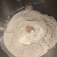 香肠吐司(一次发酵)的做法图解1
