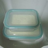 【韩嫲妮智能酸菜机试用】自制酸奶的做法图解4