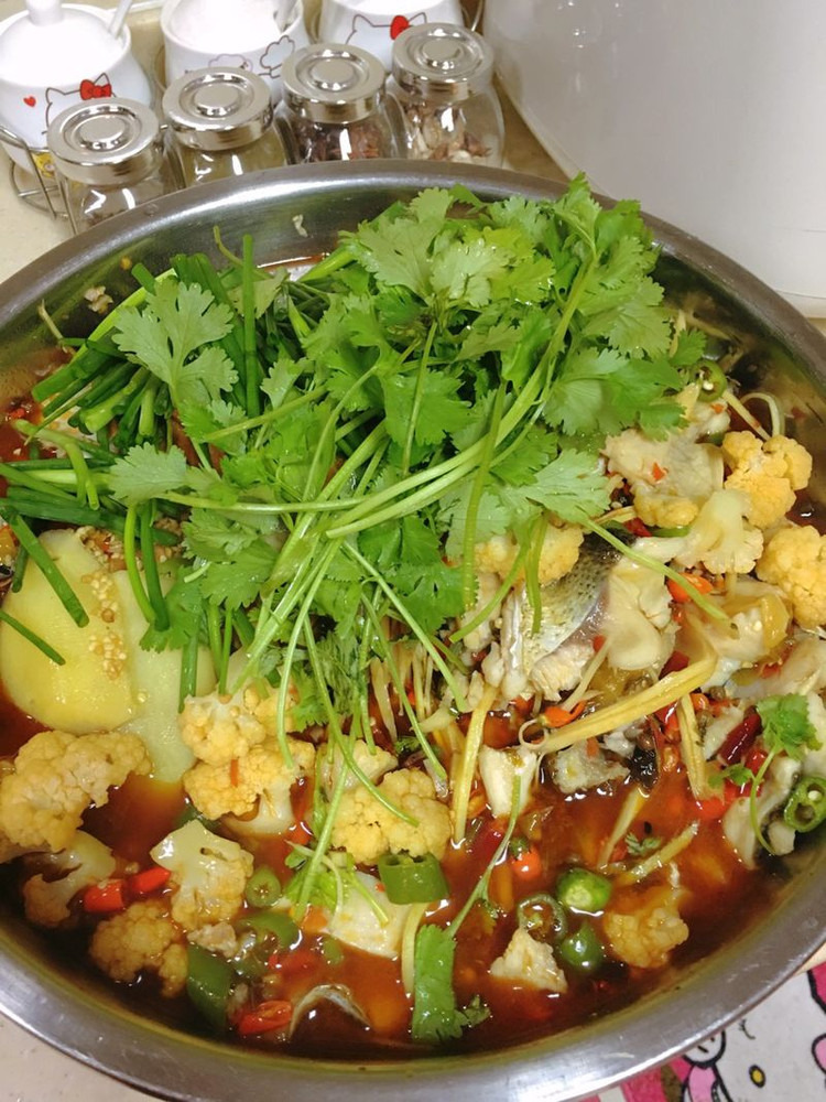 自贡小女人～鲜椒水煮鱼的做法