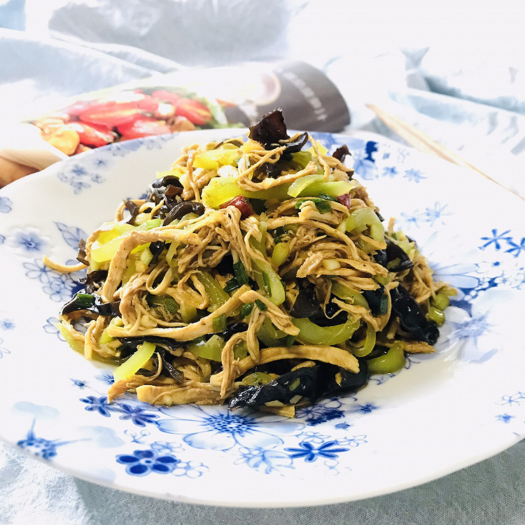夏日开胃菜（凉拌鸡丝）的做法