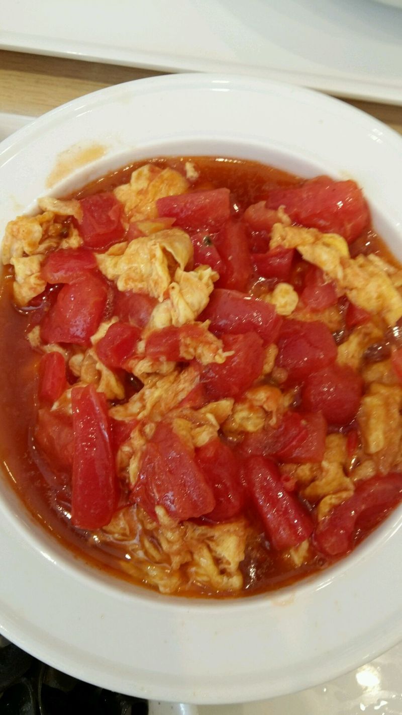 Scrambled egg with tomato