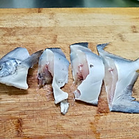 #新年开运菜，好事自然来#五香熏鲳鱼的做法图解5
