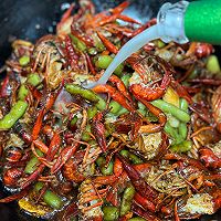 小龙虾烧毛豆的做法图解10