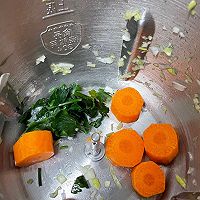 #美味开学季#早餐——蔬菜花卷的做法图解3