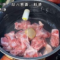 #东古滋味 幸福百味#排骨土豆炖豆角的做法图解1