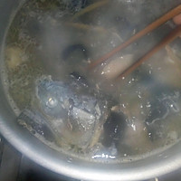#太太乐鲜鸡汁芝麻香油#鲜鱼头汤的做法图解5
