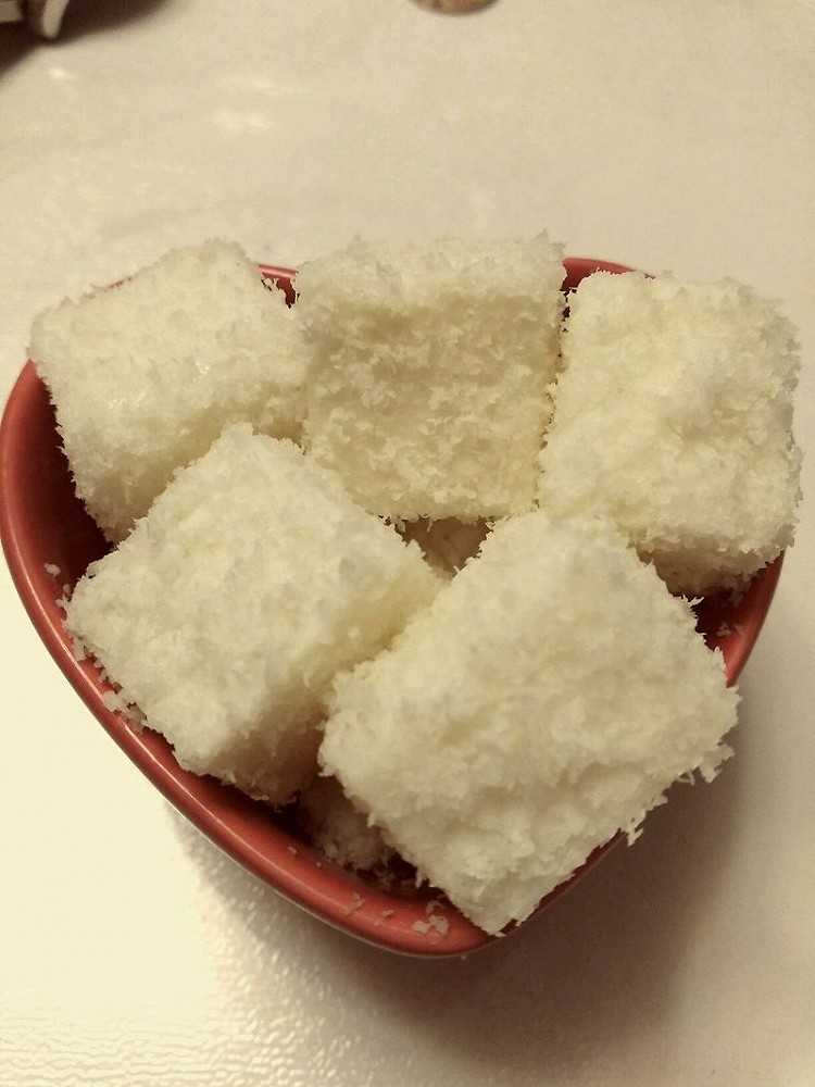 椰丝奶香冻的做法