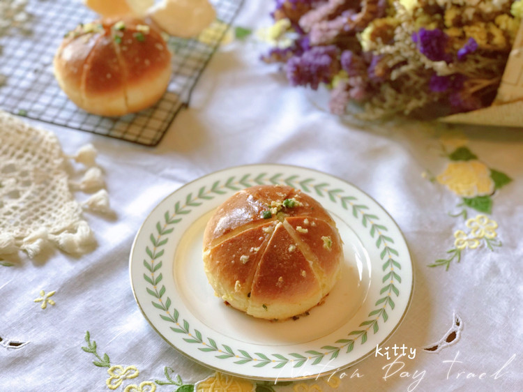 经典原味、蒜香奶酪包的做法