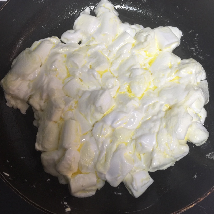 手工牛轧糖（原味，巧克力味，咖啡味）的做法图解2