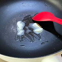#原制原味，聚会菜谱#奶油虾滑西葫芦汤的做法图解3