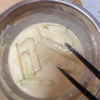 炸茄条的做法图解5