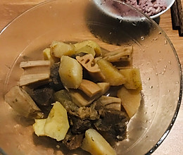 牛肉焖菜的做法