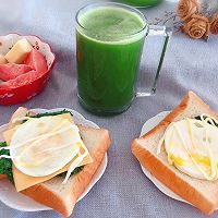 #精致一人食#营养快手早餐 开放式三明治➕羽衣甘蓝汁的做法图解2