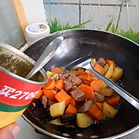 胡萝卜土豆炖牛肉的做法图解12