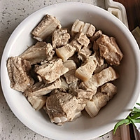 家常版酱汁肉——苏州时令菜的做法图解1