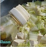 鲜虾白菜炖豆腐的做法图解6