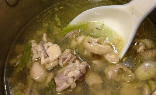 老母鸡白蘑菇汤
