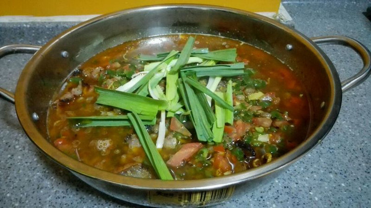 家常腊肉豆豉火锅的做法