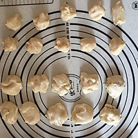 肉松蛋黄酥的做法图解6