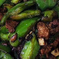 青椒炒肉的做法图解3